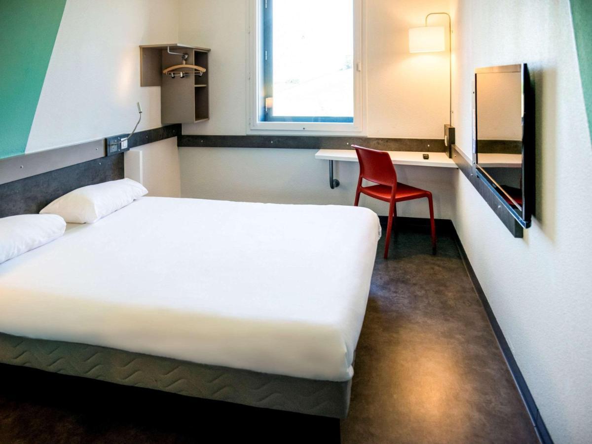 Ibis Budget Archamps Porte De Geneve Bagian luar foto