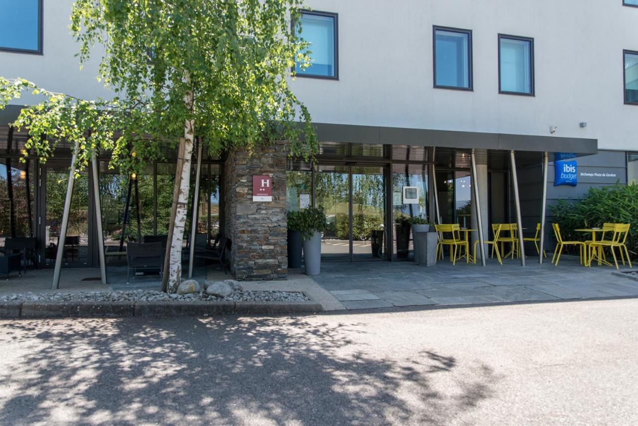 Ibis Budget Archamps Porte De Geneve Bagian luar foto